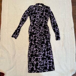 Rachel Parcell Black and Lavender Abstract Print Long Sleeve Midi Dress
